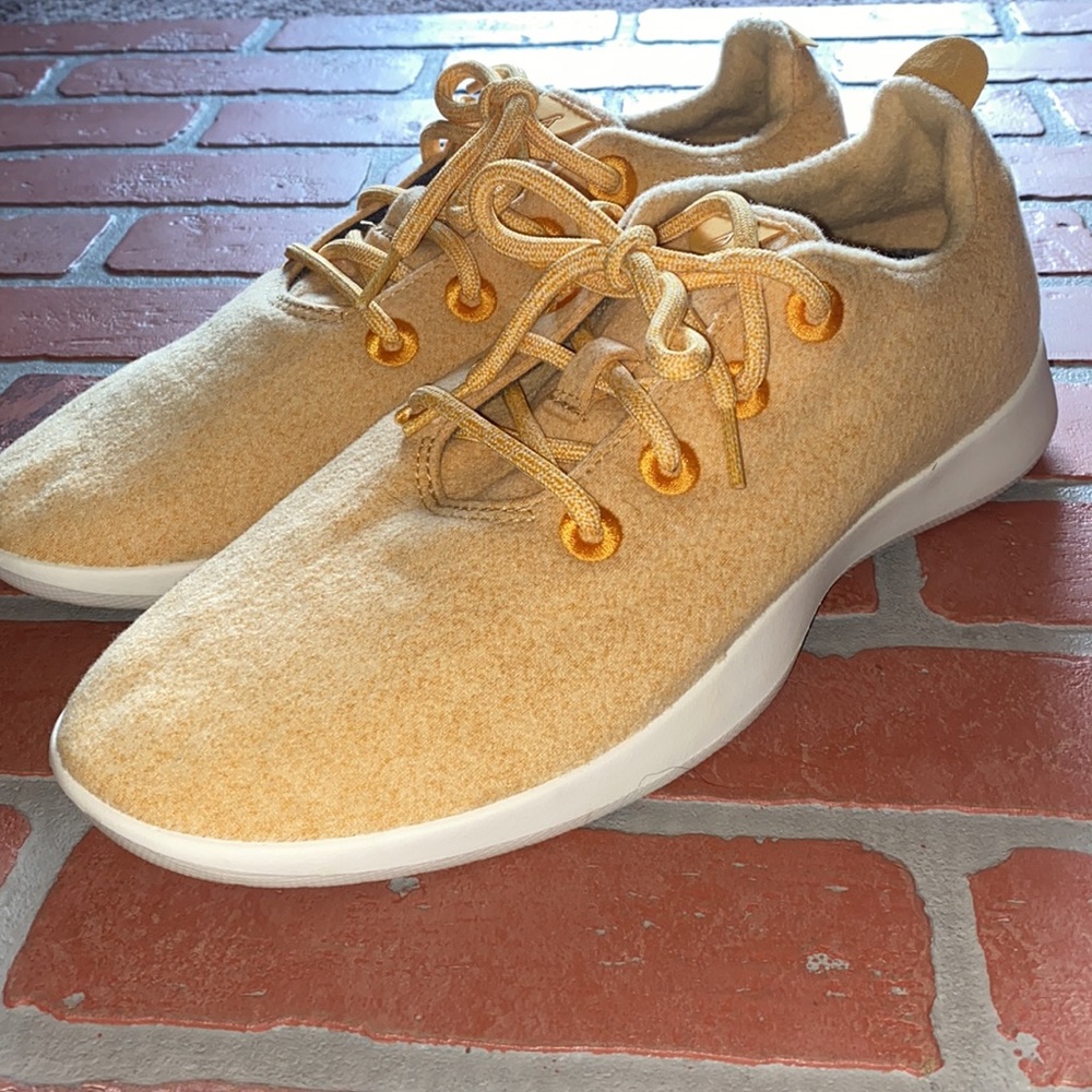 Mens Allbirds tuke honey yellow wool runners sneakers